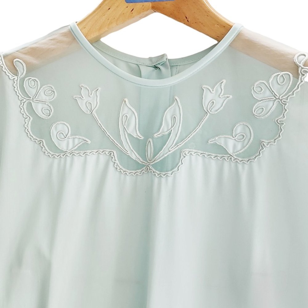 1950s Vintage Mint Green Nylon Short Sleeve Blouse With Yoke Designs Extra Large - Picture 6 of 7